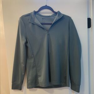 Woman’s DRI-FIT golf quarter zip